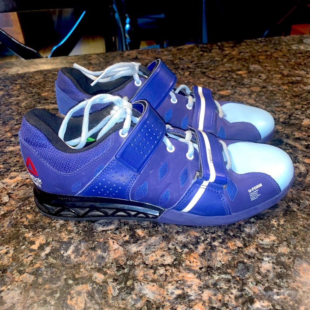 Reebok CF74 Women's 9 Crossfit Training Shoes Blue Lace up with two straps EUC